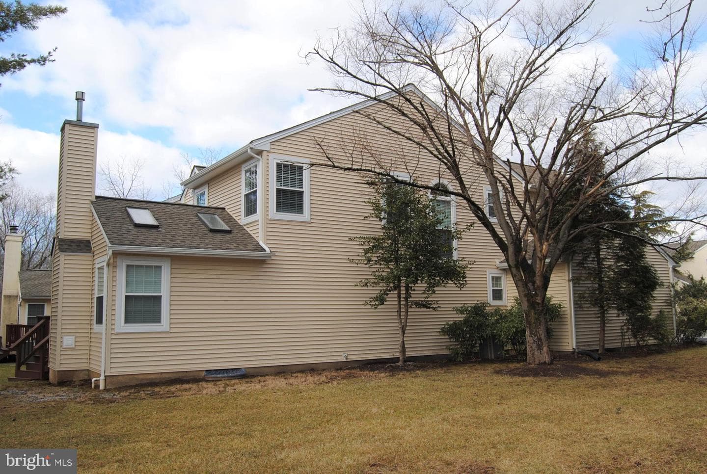 700 Locust Lane photo 6
