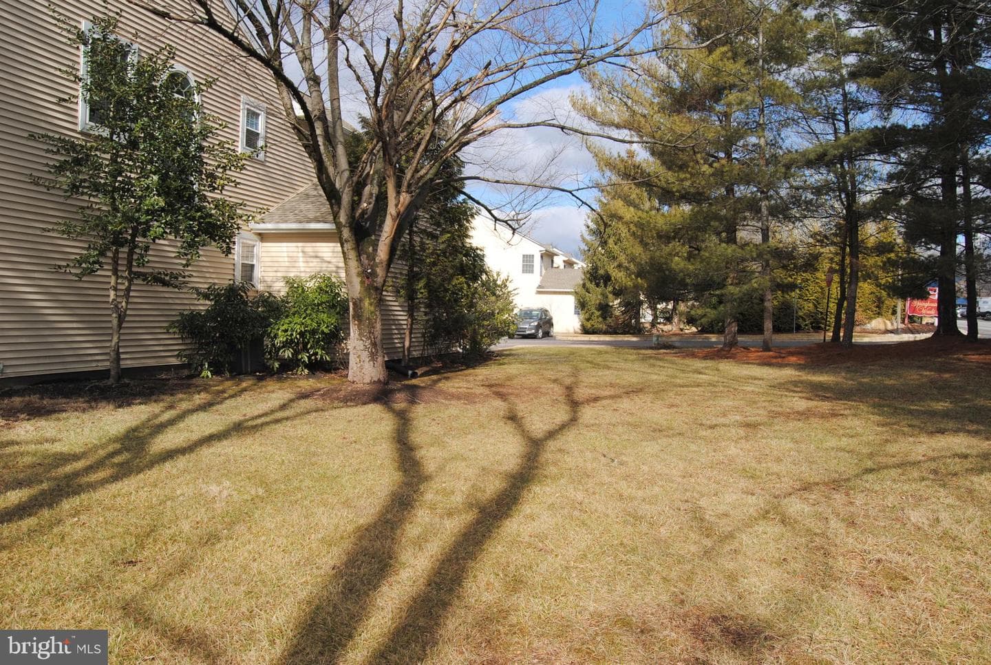700 Locust Lane photo 9