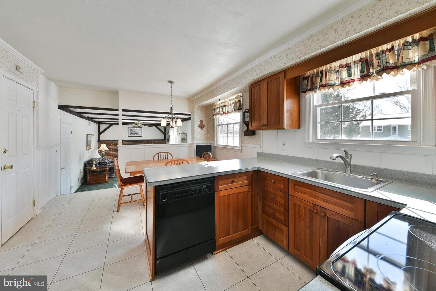 919 Herman Road photo 10