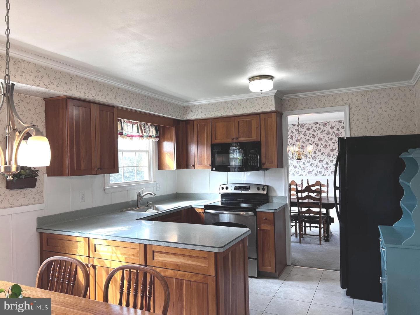 919 Herman Road photo 7
