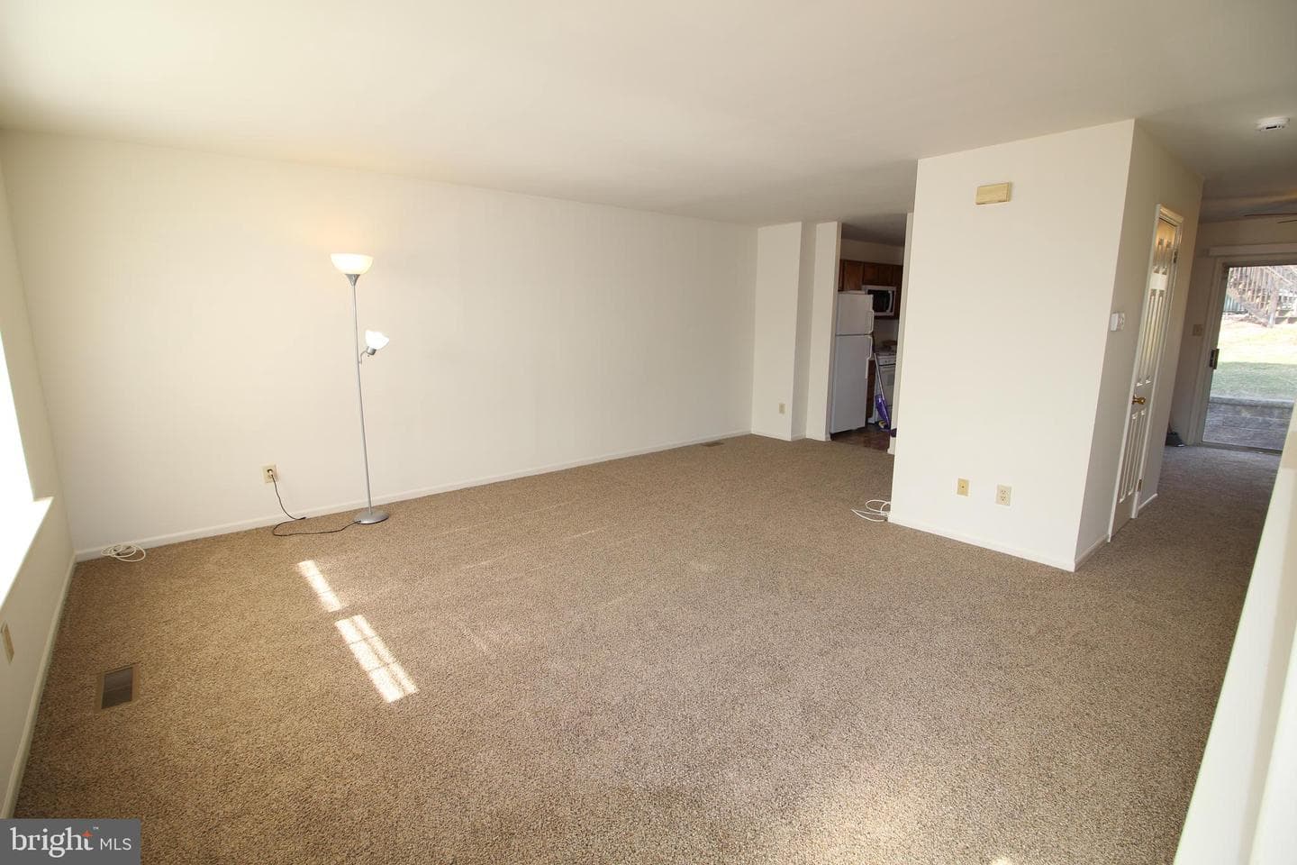 2403 Hillendale photo 10