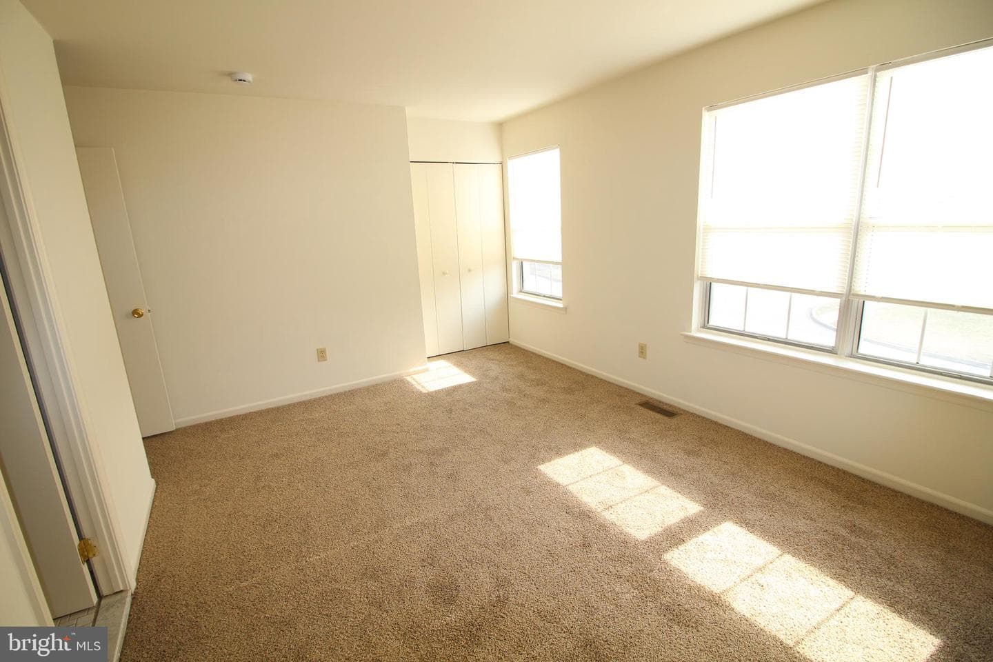 2403 Hillendale photo 18