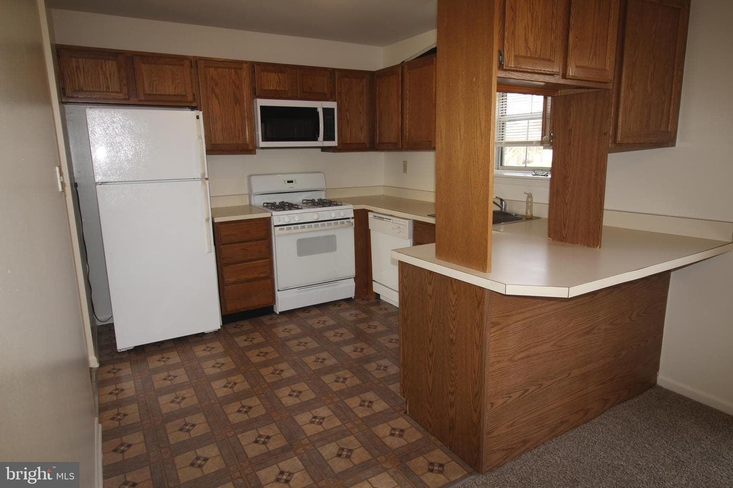 2403 Hillendale photo 19