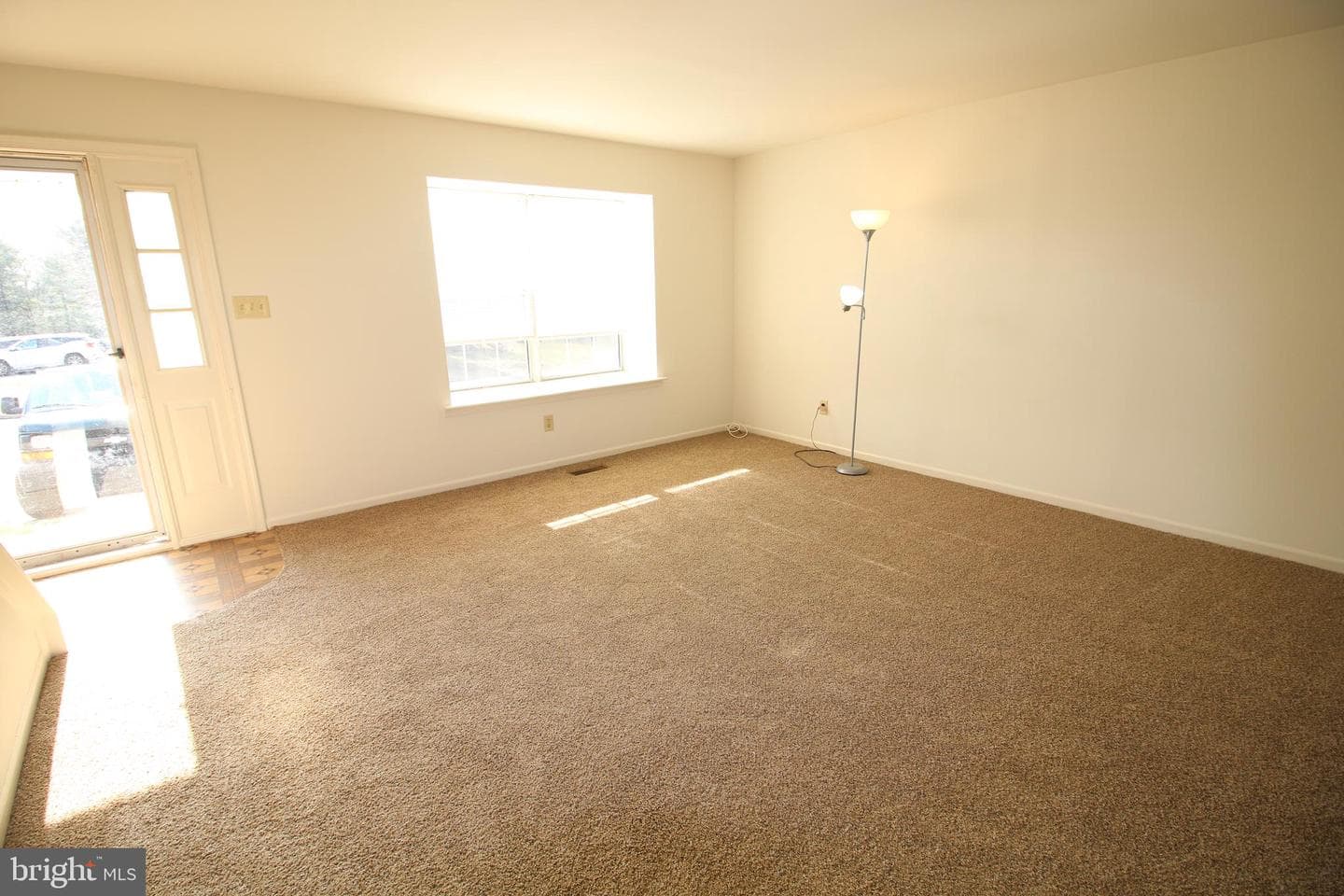 2403 Hillendale photo 9