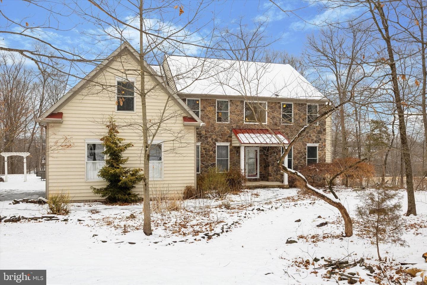 185 Clover Lane photo 3