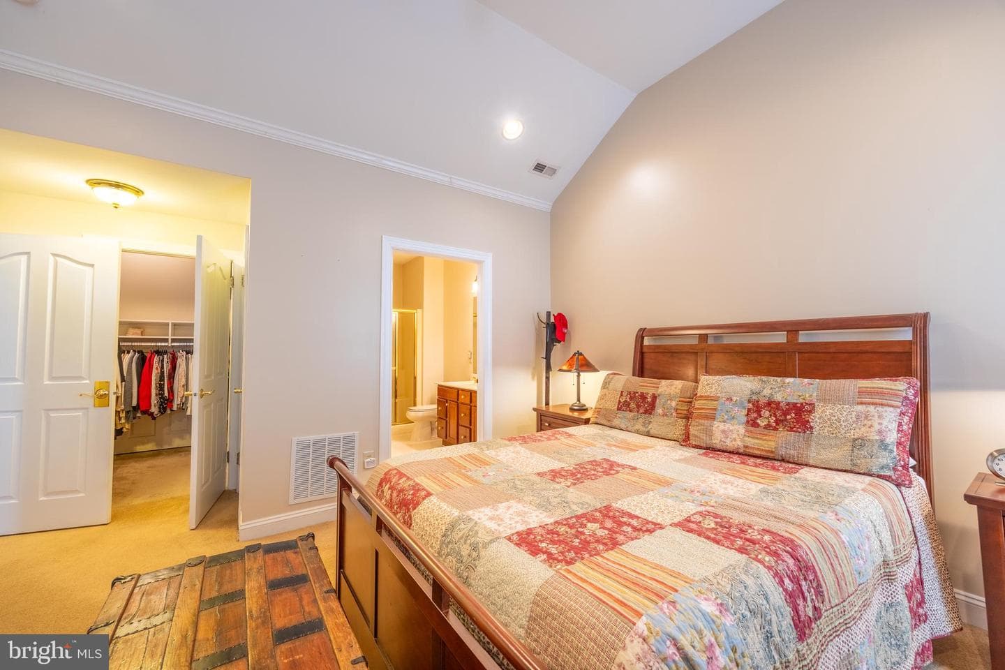 8 Newbury Way photo 15