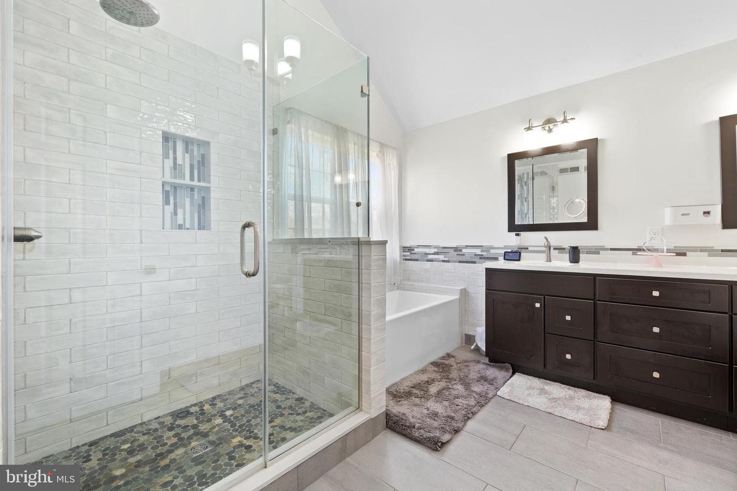 1032 Brassington Drive photo 25