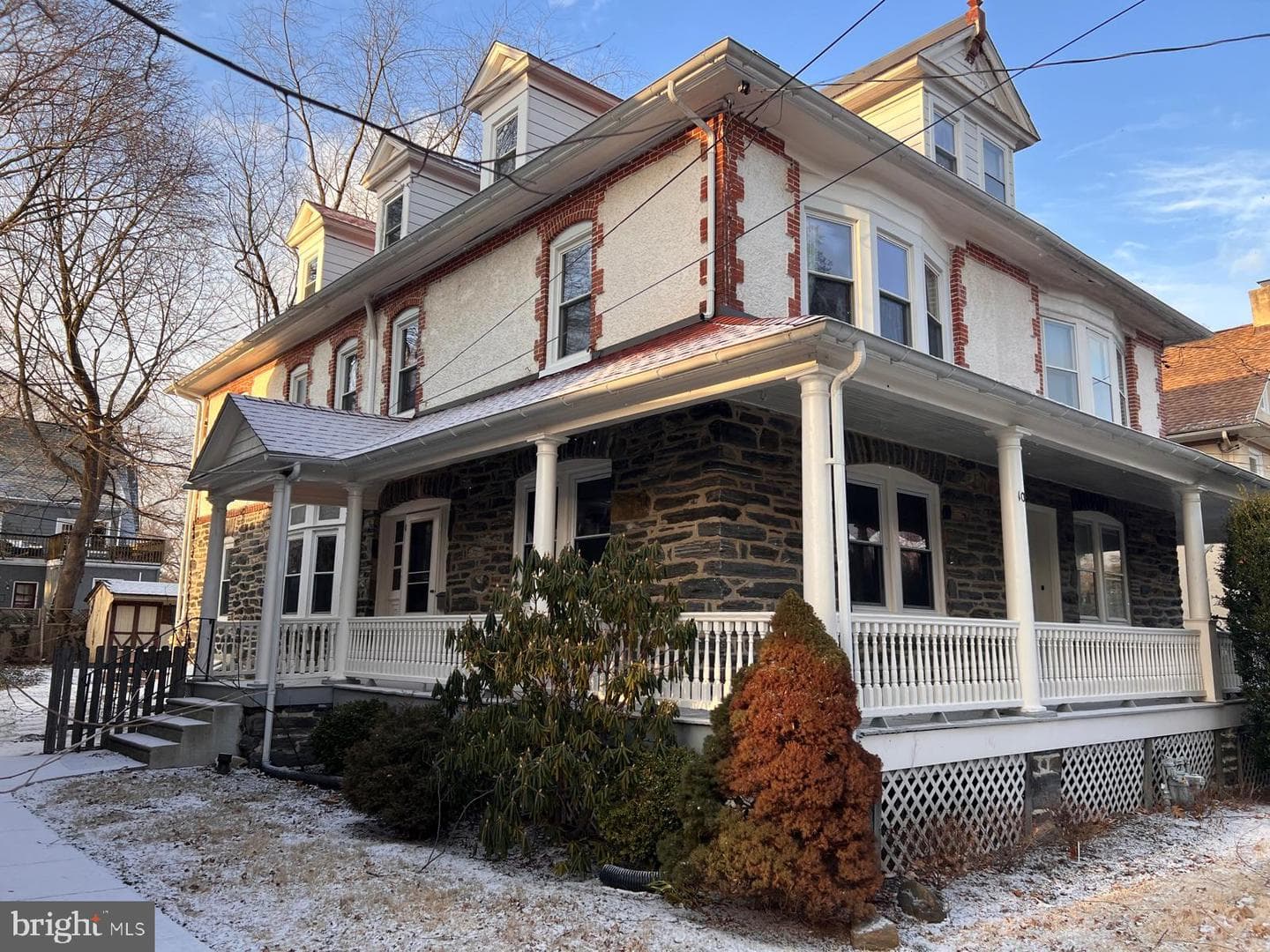 109 Chestnut Avenue photo 1