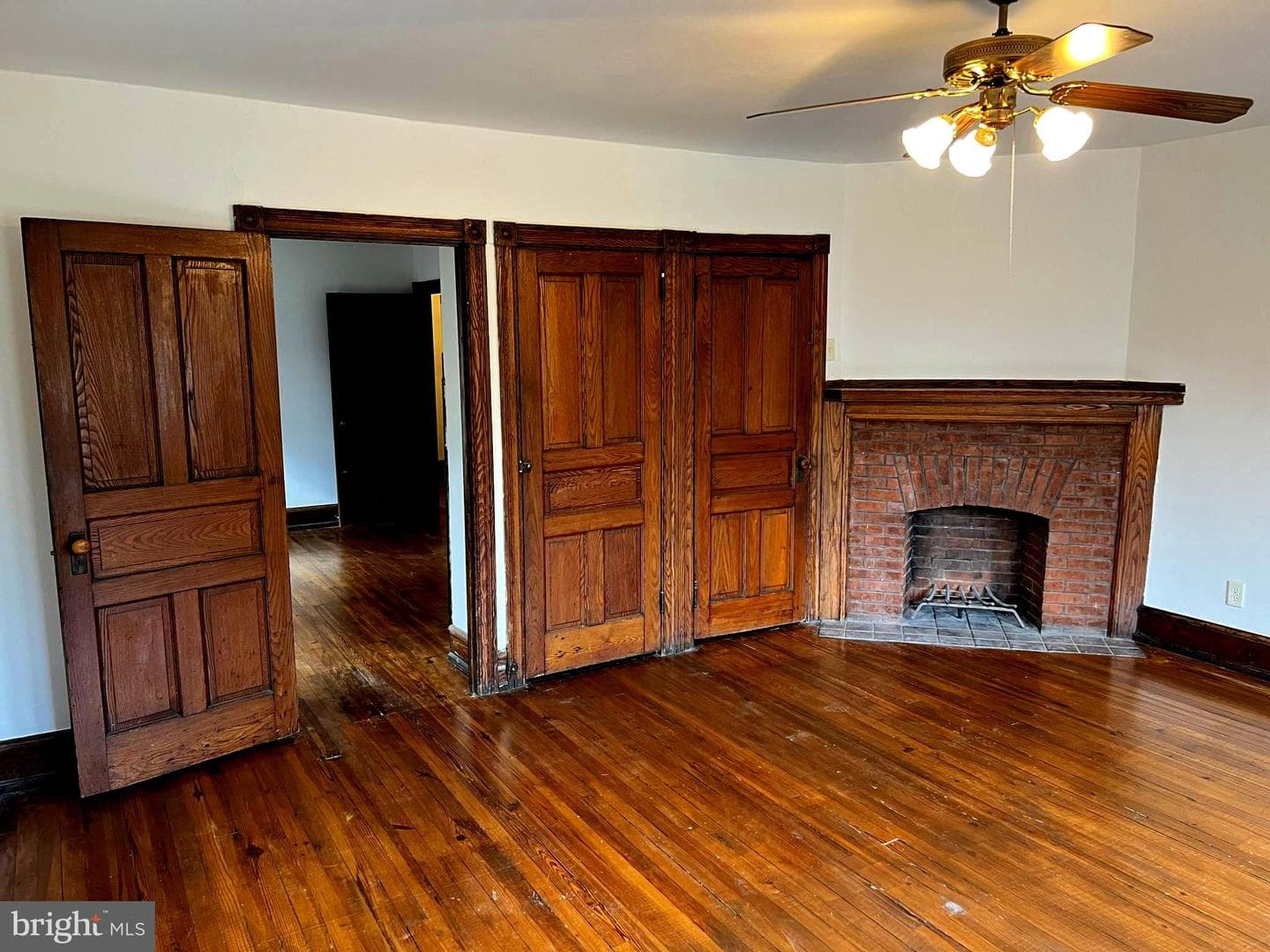 109 Chestnut Avenue photo 40
