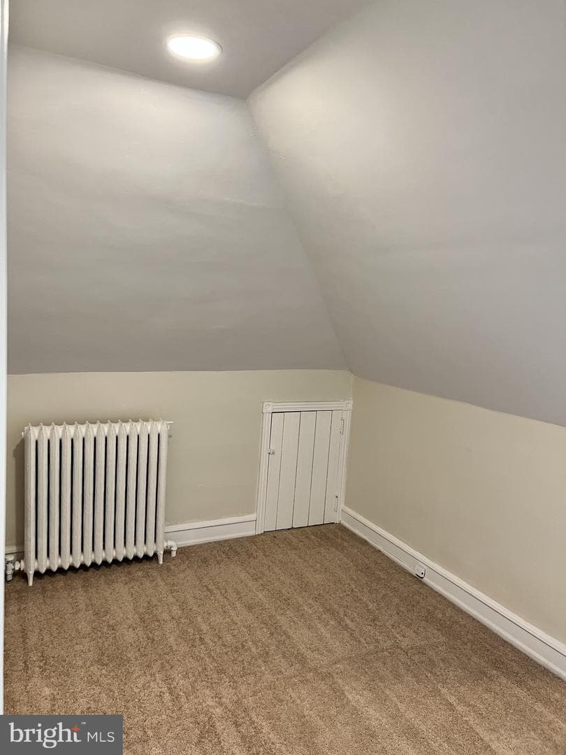 109 Chestnut Avenue photo 52