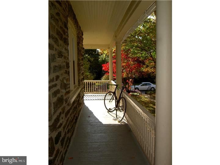 109 Chestnut Avenue photo 8