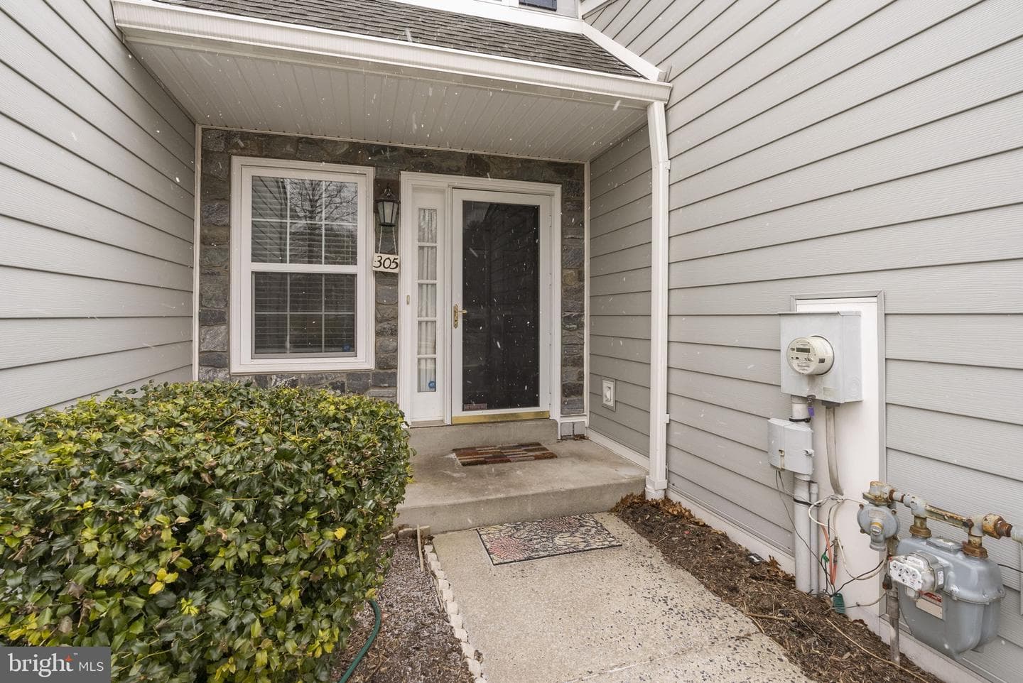 305 Donna Drive photo 6