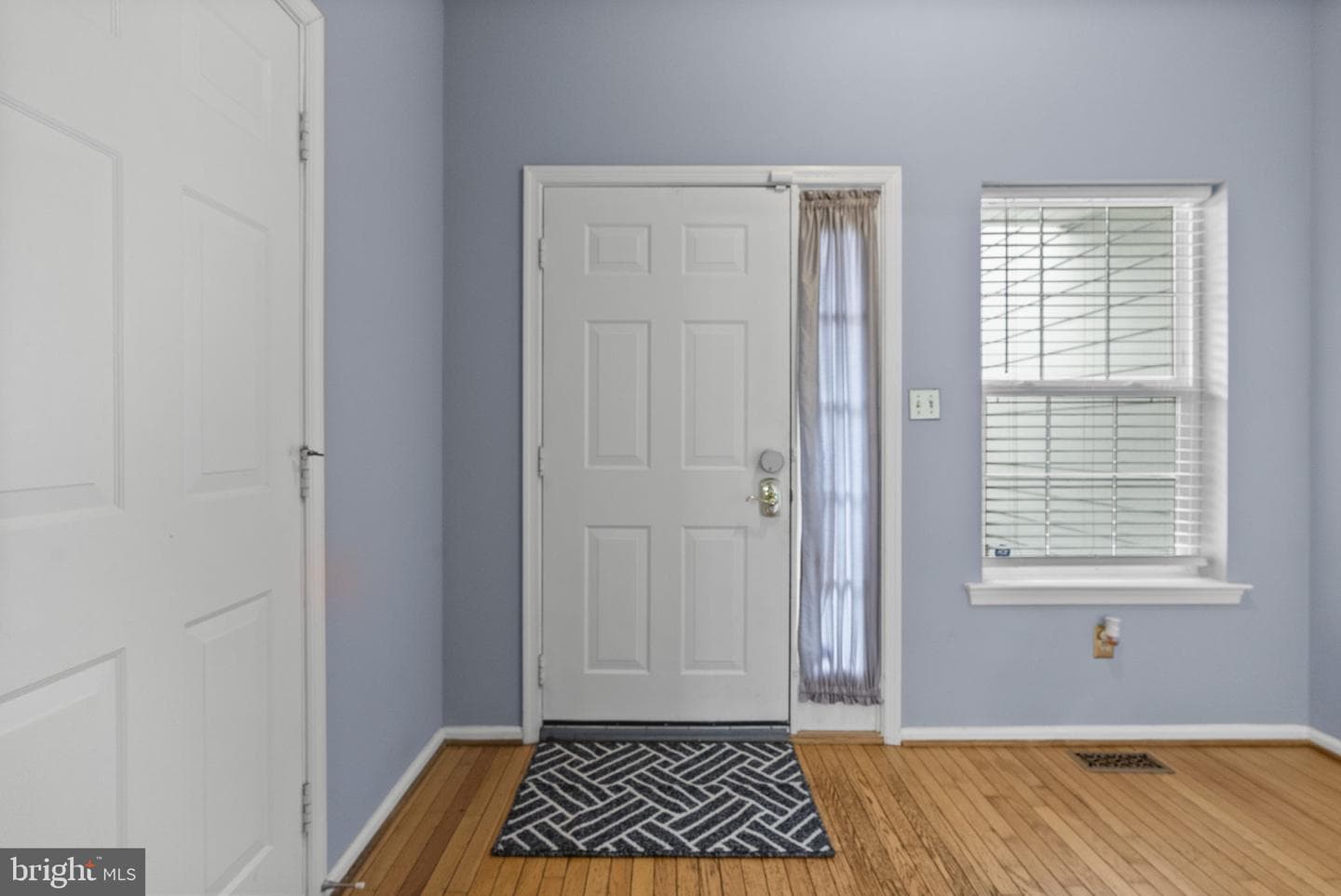 305 Donna Drive photo 8