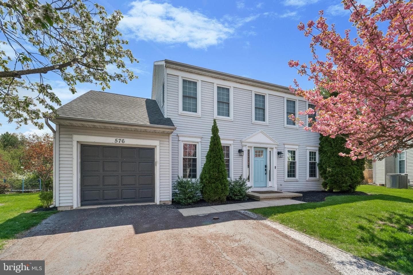 576 Millers Way photo 2