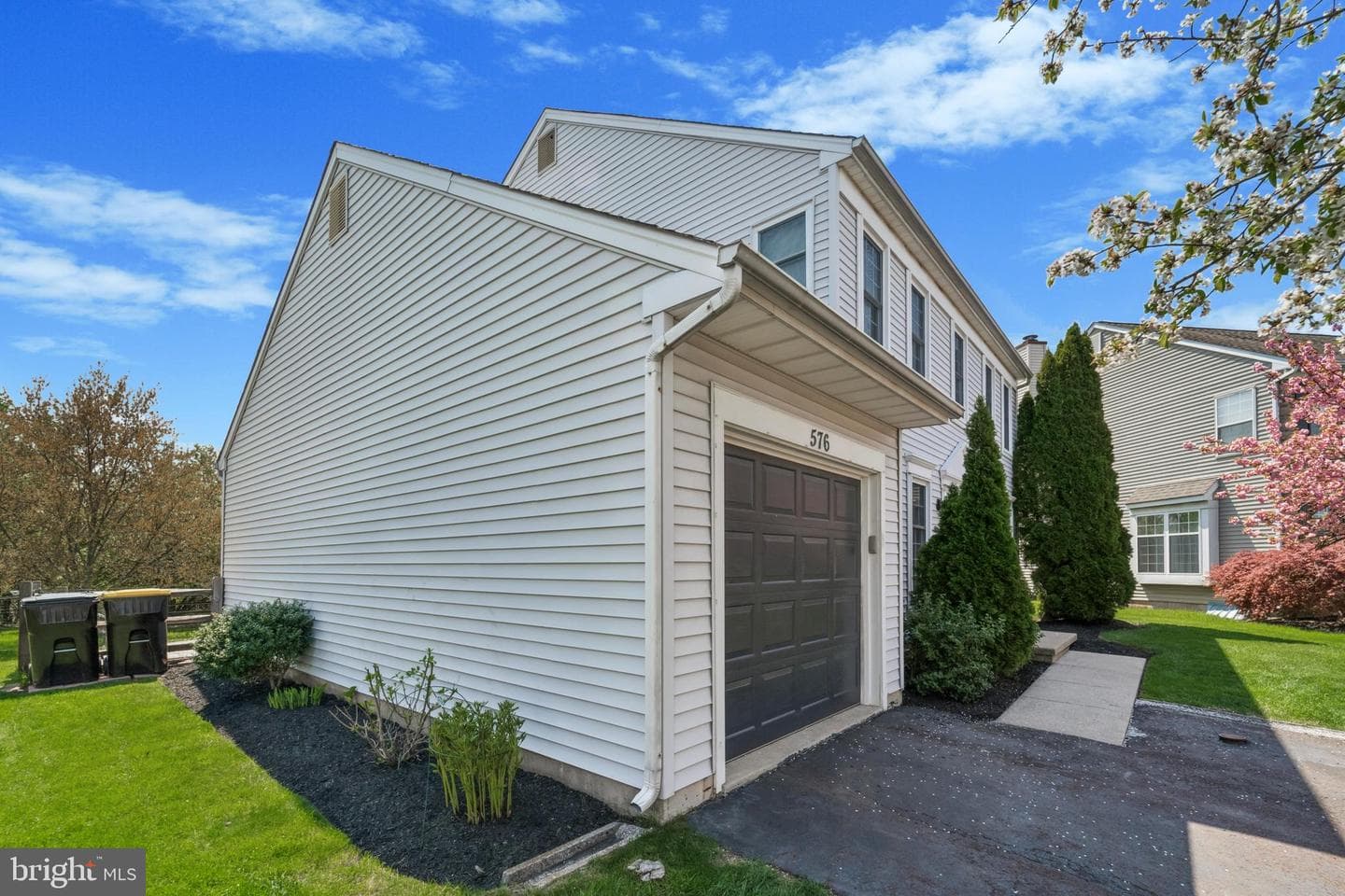 576 Millers Way photo 4