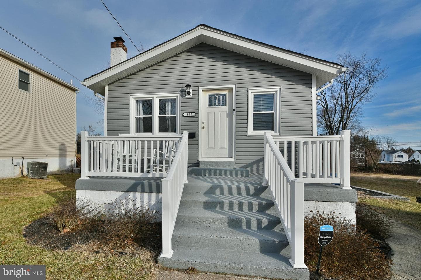 125 Houston Avenue photo 2