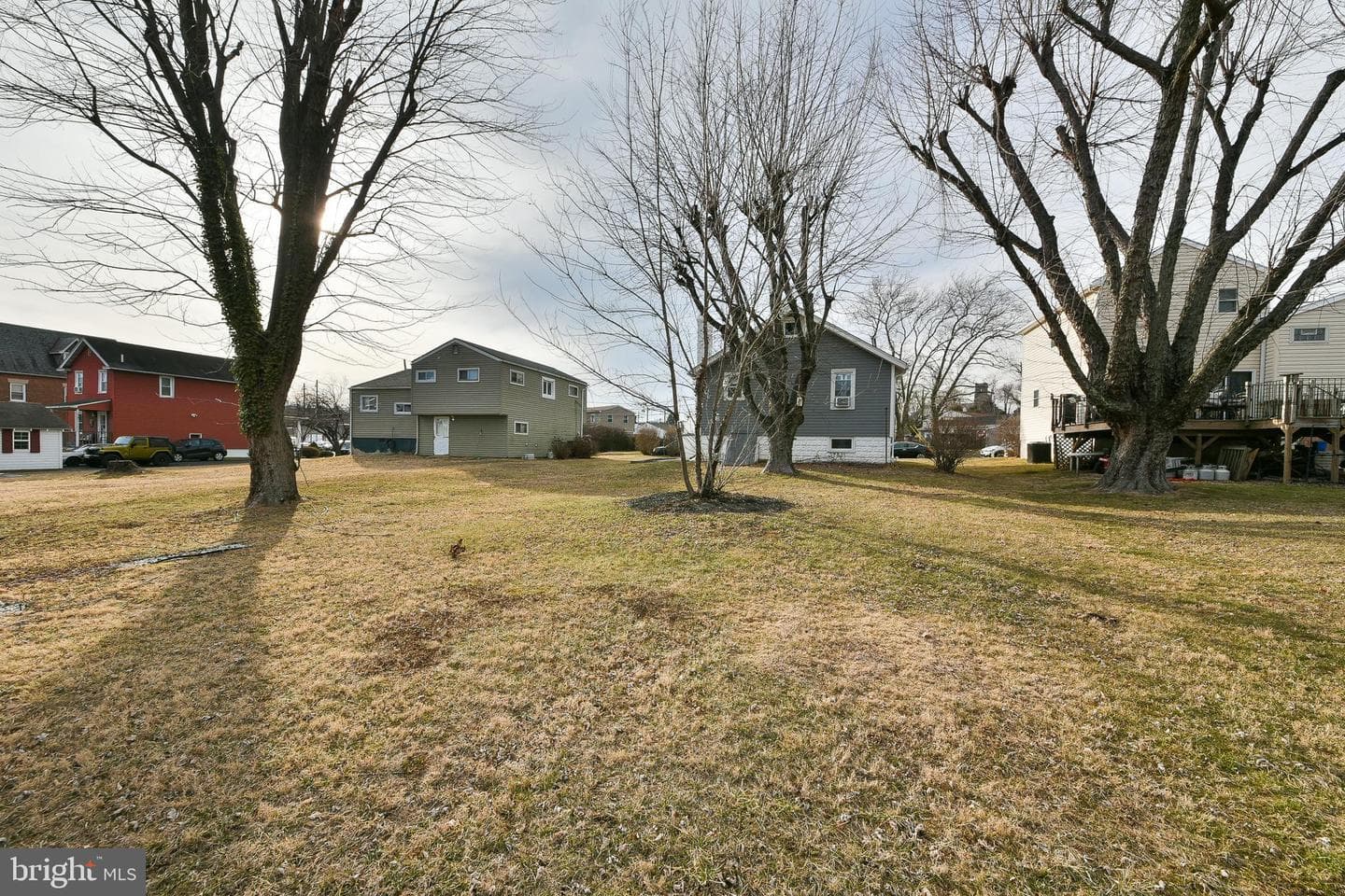 125 Houston Avenue photo 24