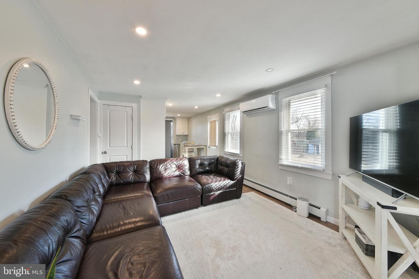 125 Houston Avenue photo 9