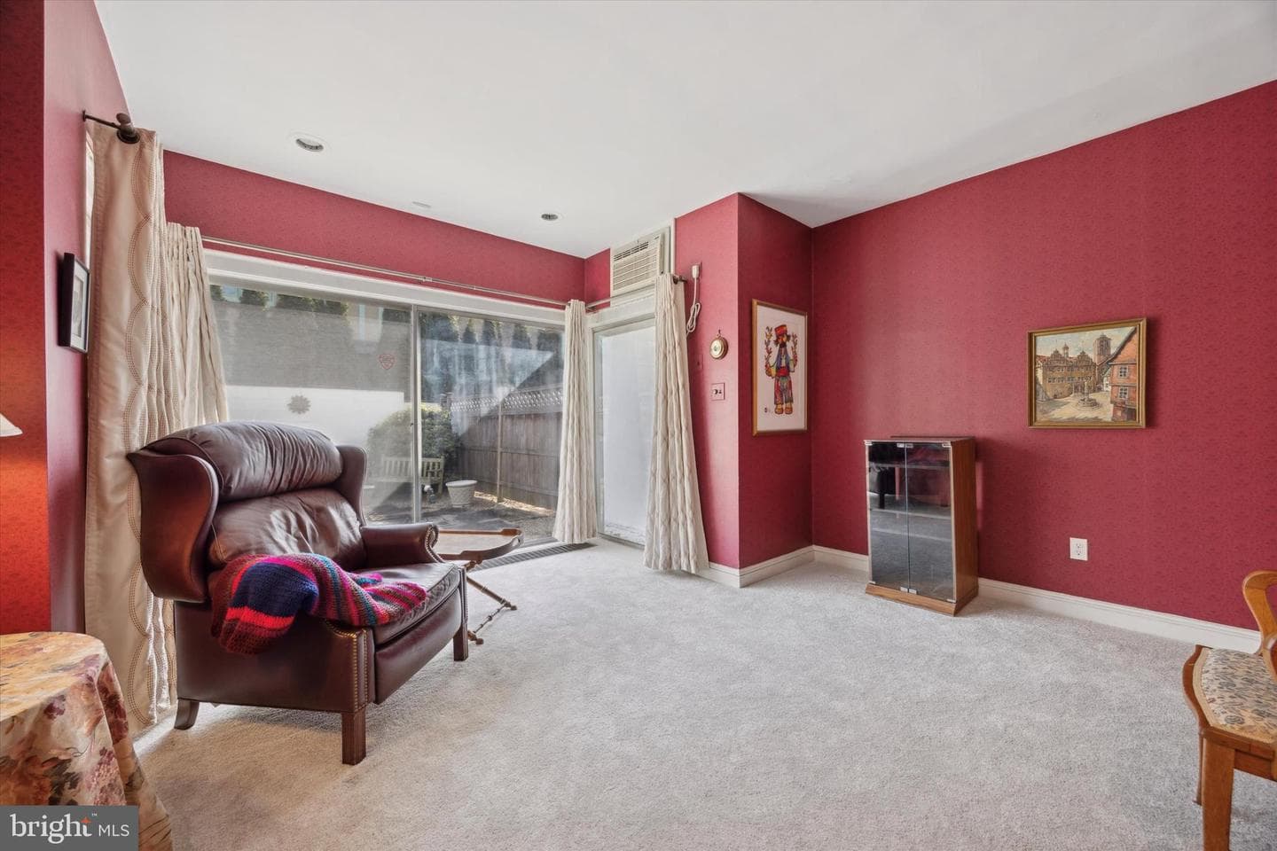 8103 Ardmore Avenue photo 14