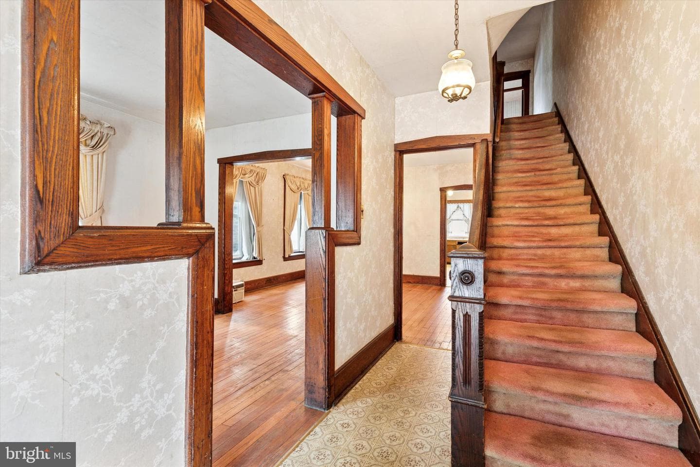 27 Waverly Road photo 3