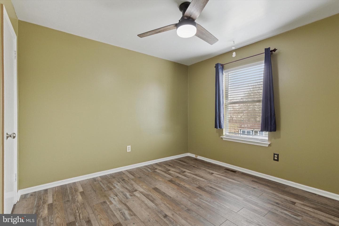 150 Station Drive photo 21