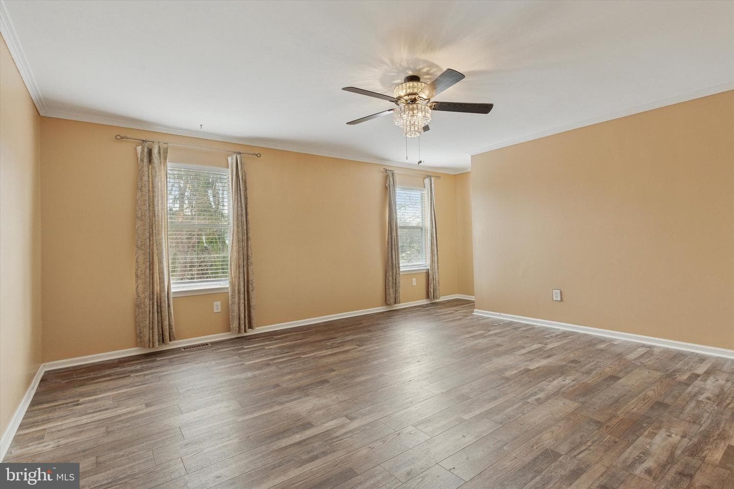 150 Station Drive photo 24
