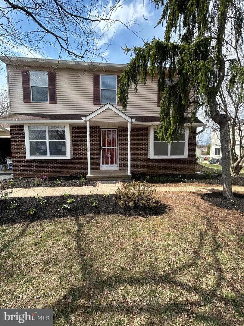 150 Station Drive photo 3