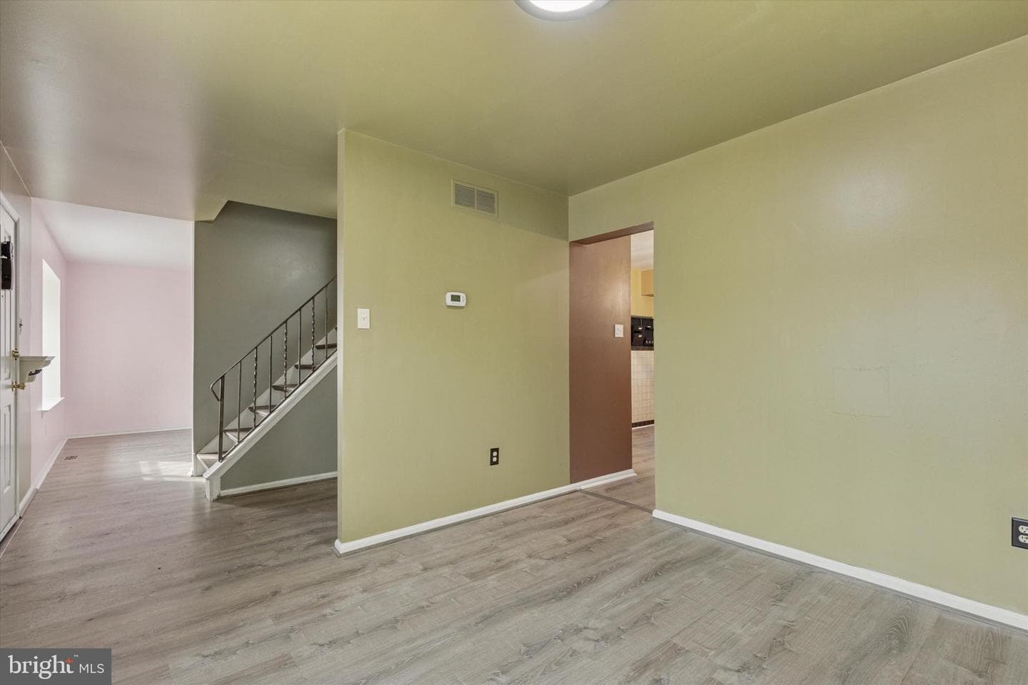 150 Station Drive photo 6