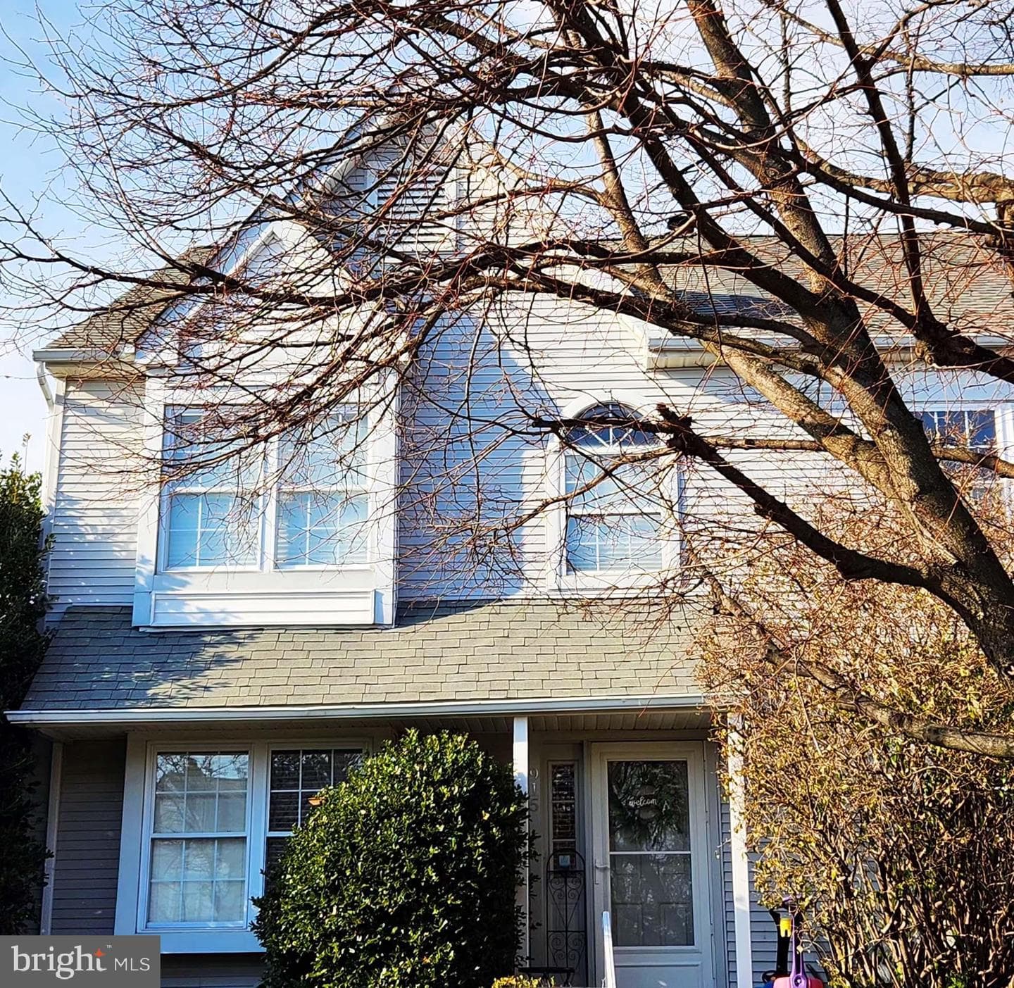 915 Craftsman photo 1