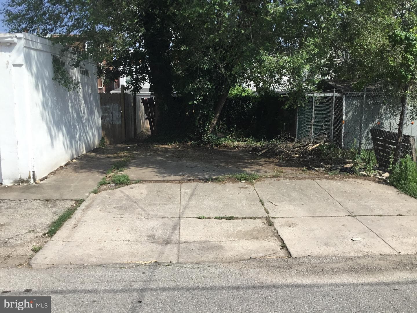 517 Stanbridge Street photo 23