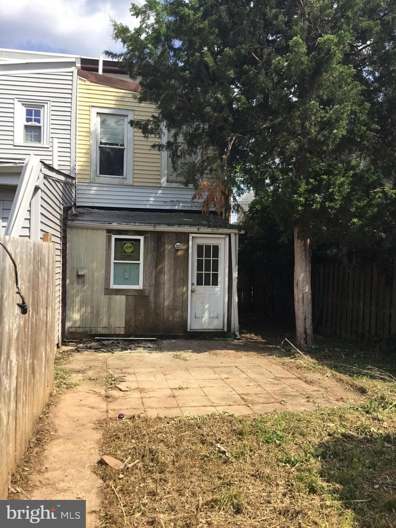 517 Stanbridge Street photo 24