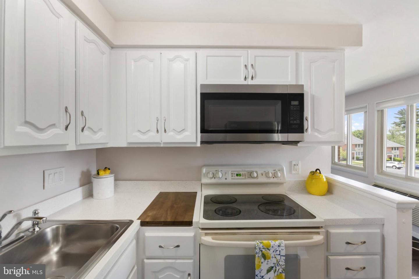 250 Tanglewood Lane #n4 photo 10