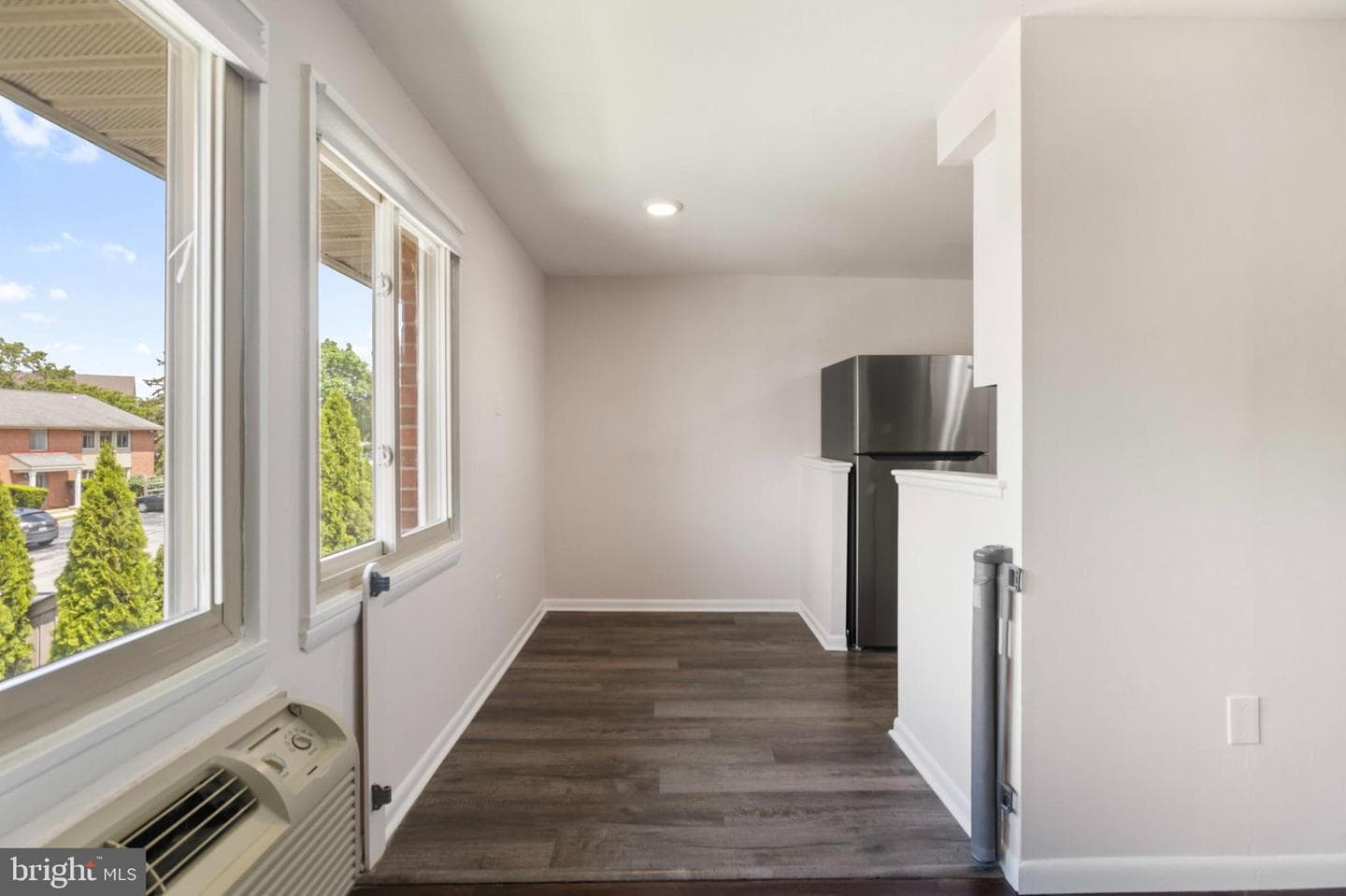 250 Tanglewood Lane #n4 photo 9