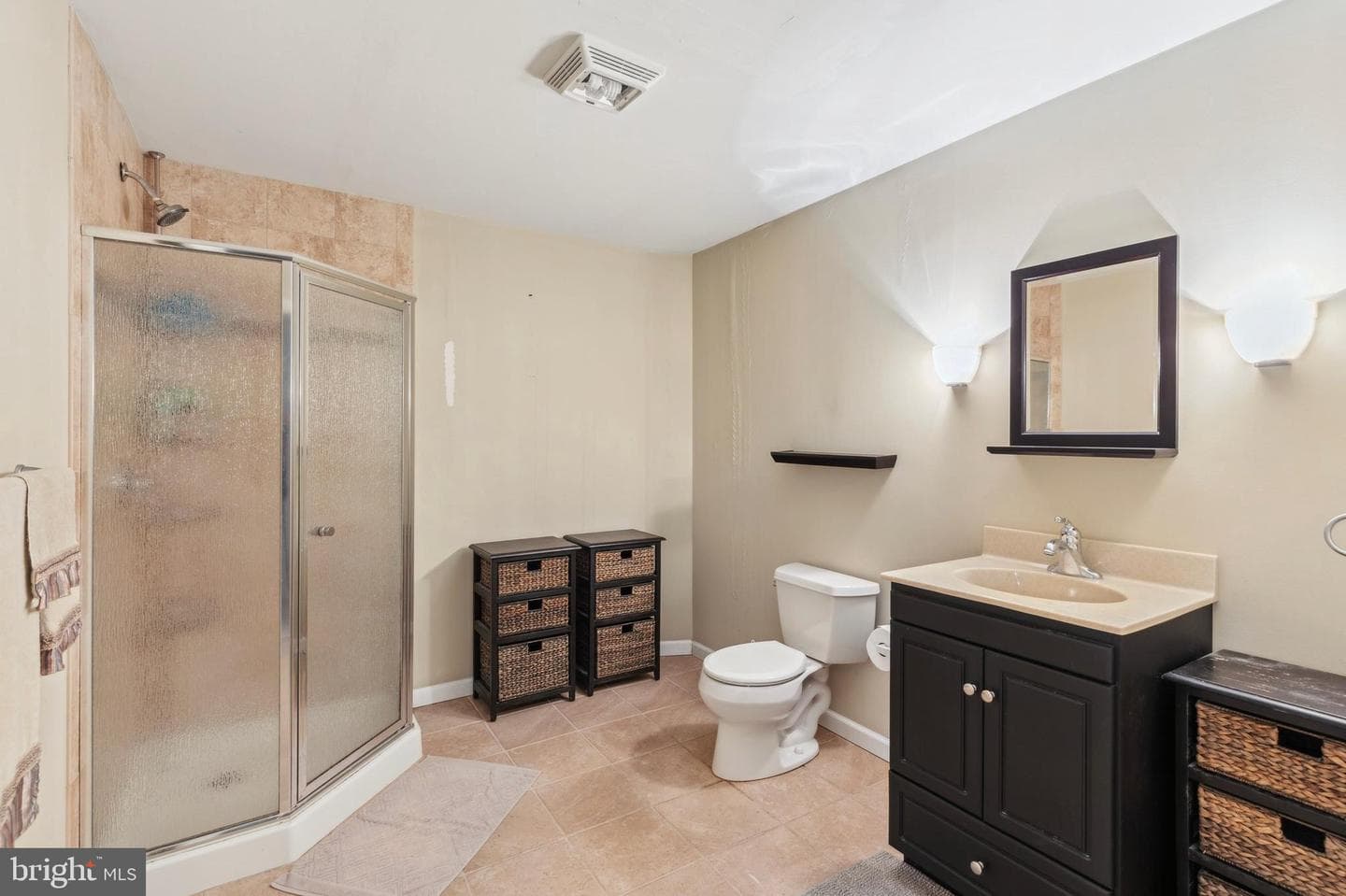2411 Sentry Court photo 23