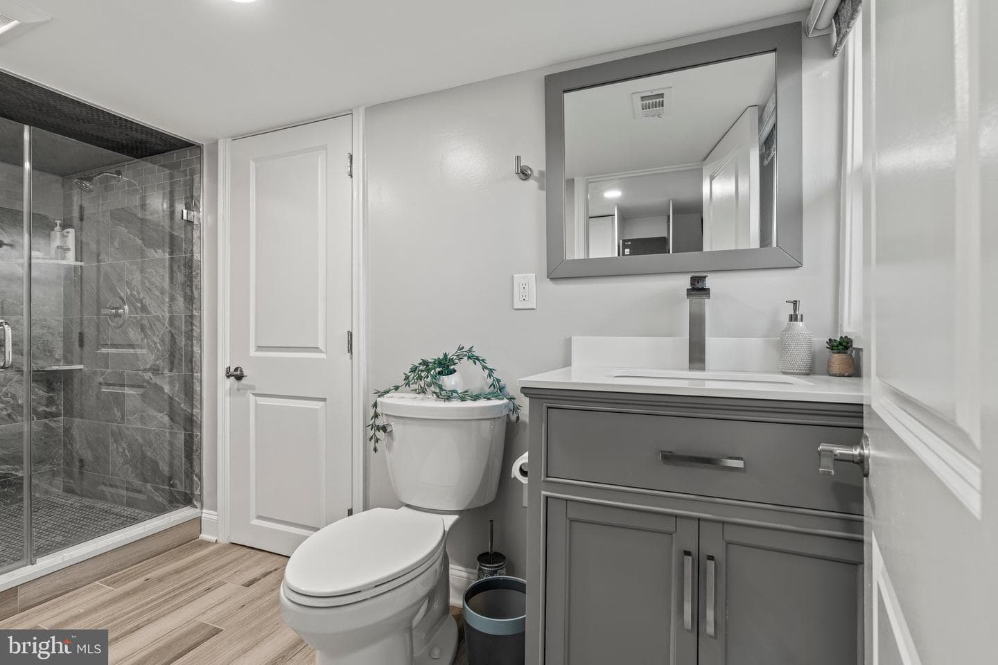 1088 Sparrow Road photo 38