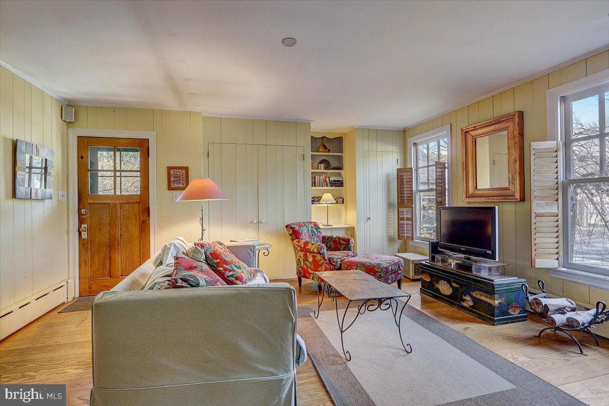 1525 Limekiln Pike photo 8