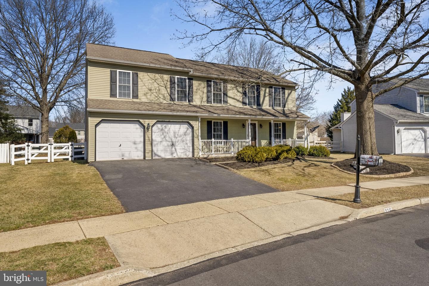 315 Patrick Way photo 2