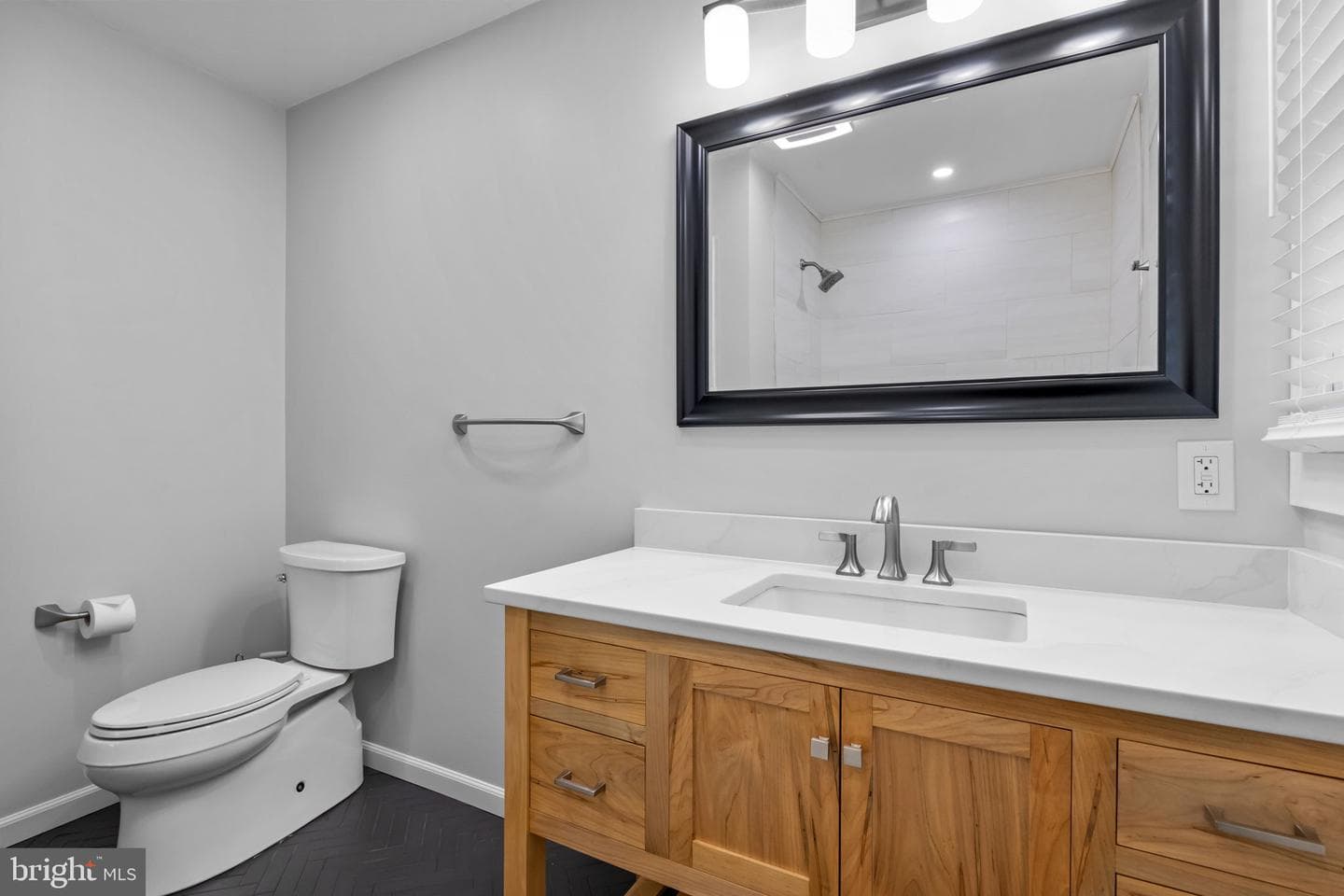 3835 Davisville Road photo 19