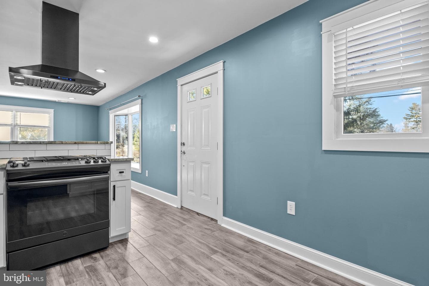3835 Davisville Road photo 6
