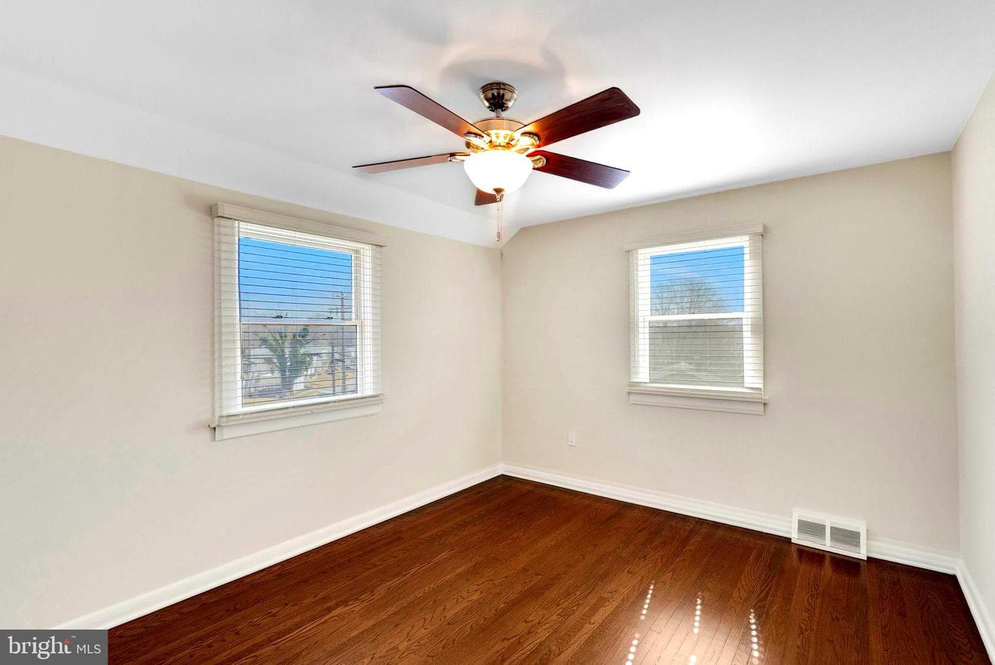 2904 Kanes Road photo 24