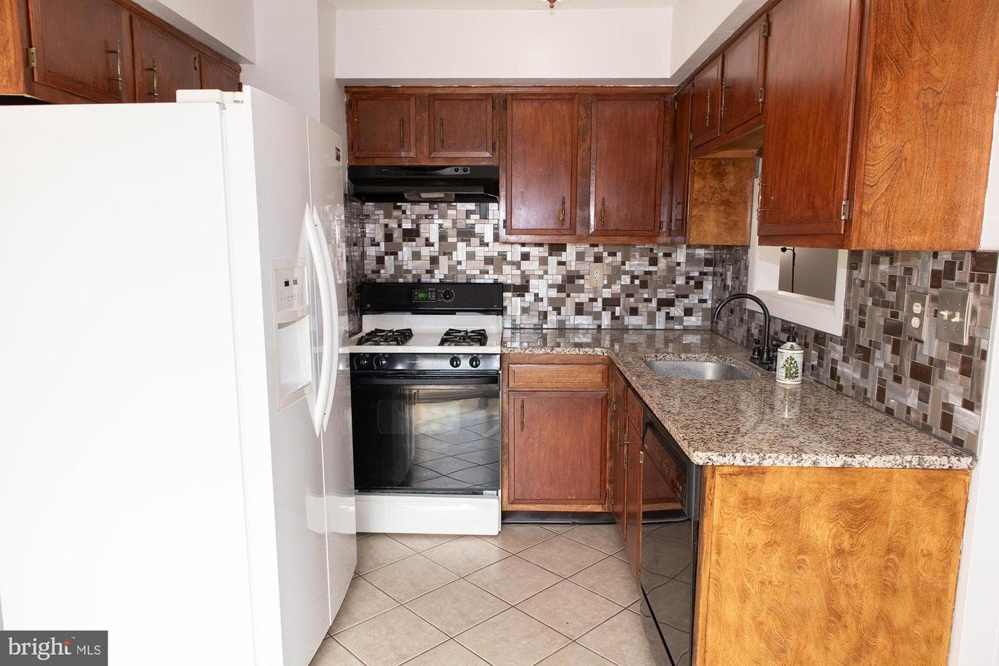122 Hunt Drive photo 14