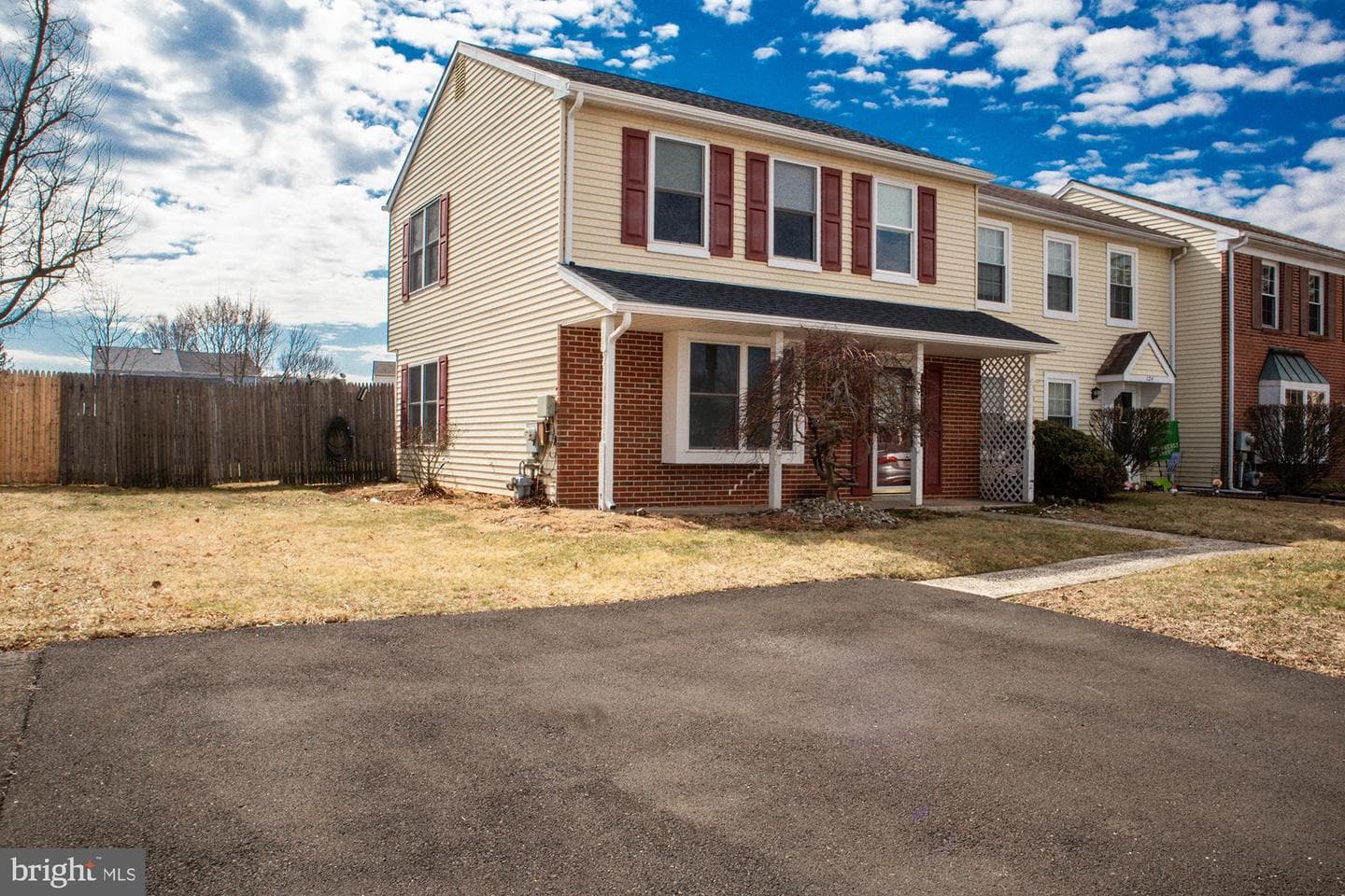 122 Hunt Drive photo 3
