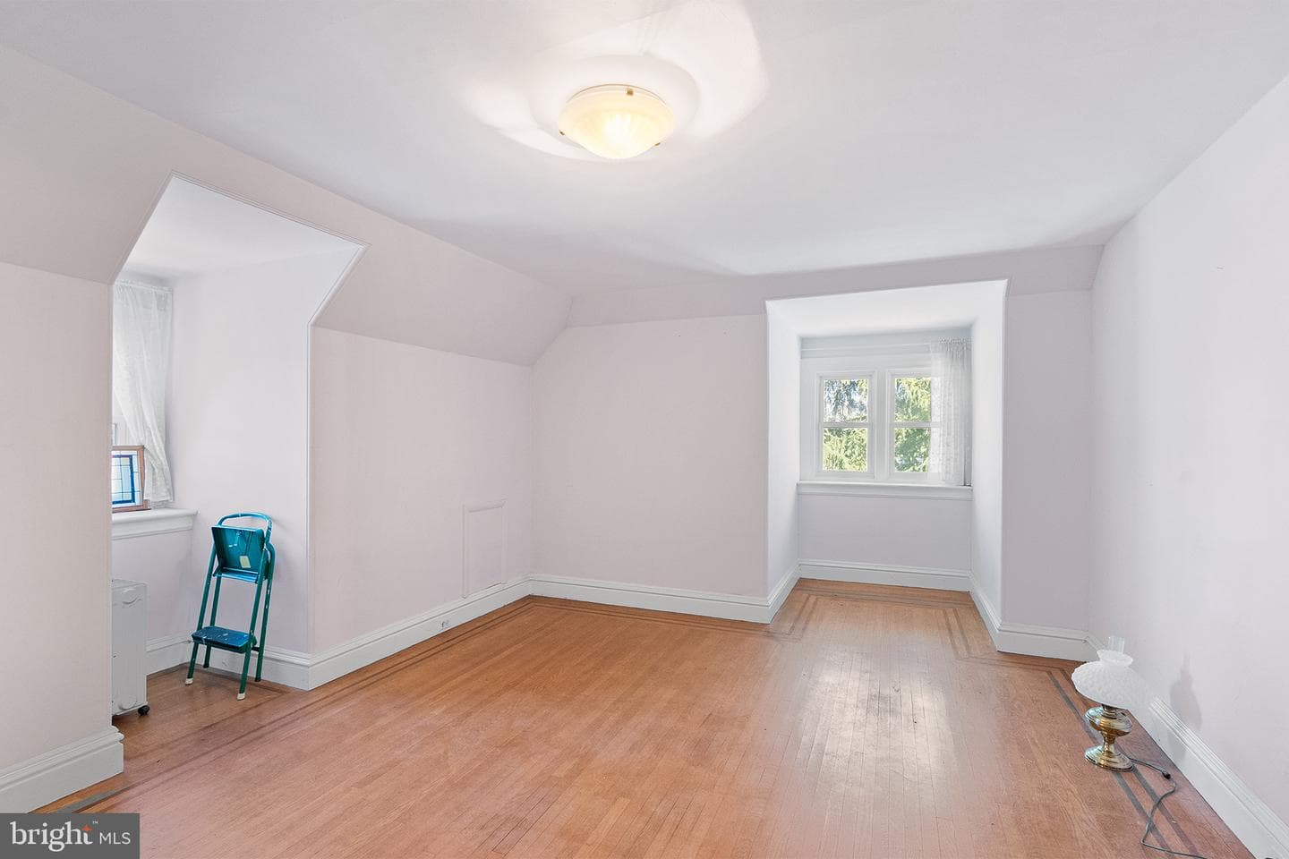 42 Llanberris Road photo 37