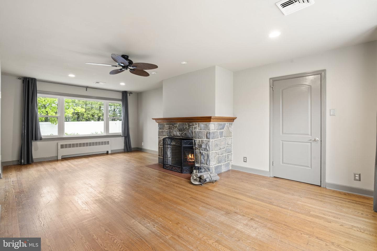 1005 Spruce Street photo 11