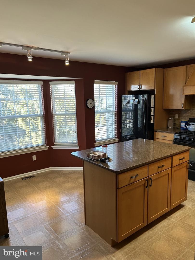 3604 Carriage Court photo 11