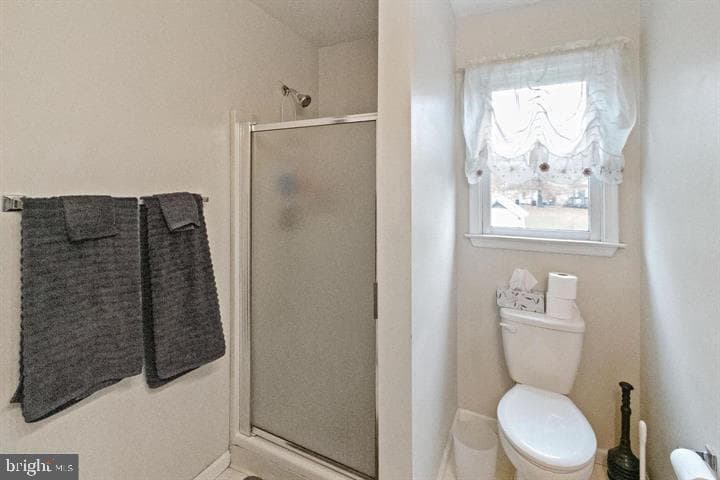 136 Hedgerow Drive photo 17