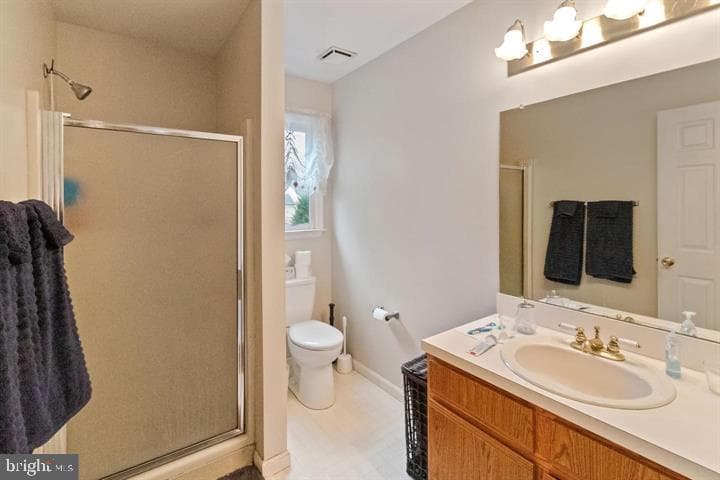 136 Hedgerow Drive photo 21