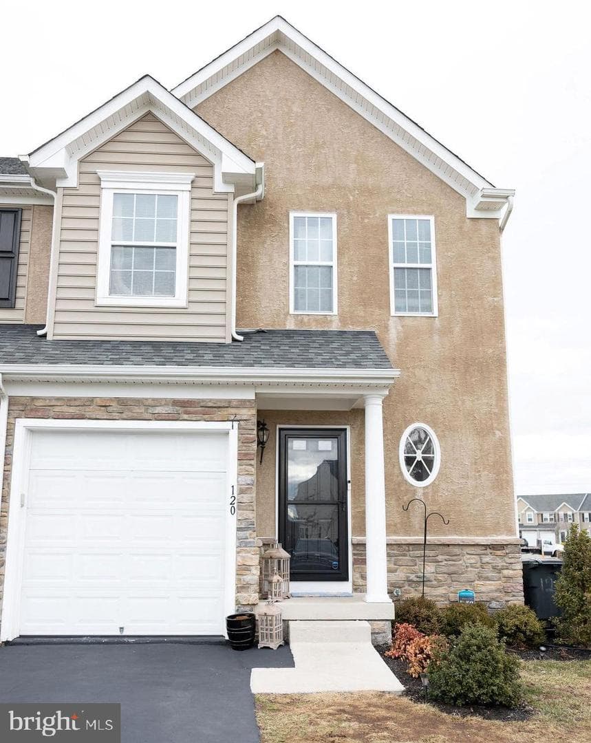 120 Fawn Drive photo 1