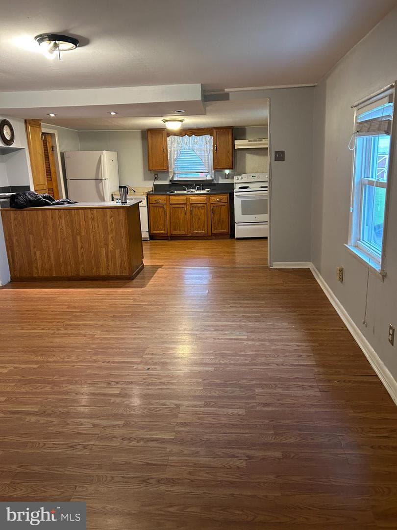 335 Ash Street photo 10