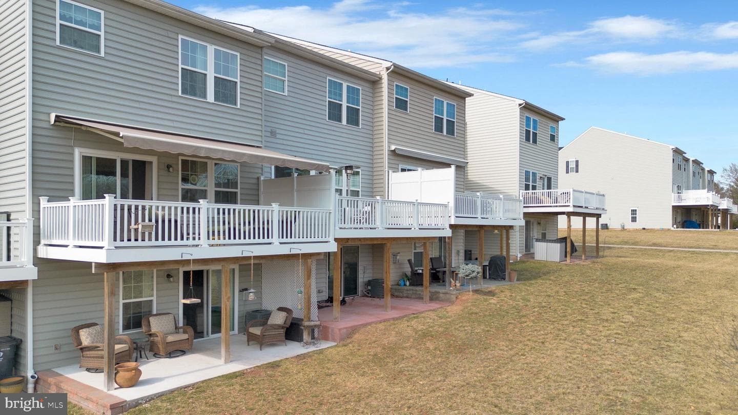 34 Jacob Way photo 36